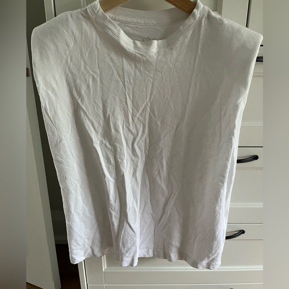 Padded shoulder muscle tank - Picture 1 of 2